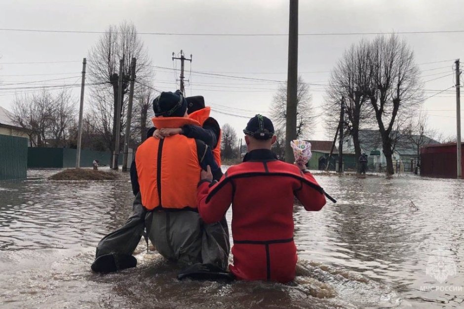 Повече от 10 400 жилища са наводнени в Русия