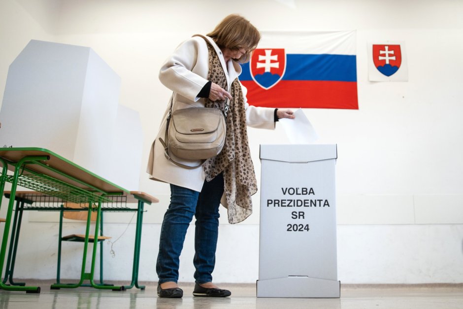Основните претенденти за президент на Словакия са проруският политик Петер Пелегрини и  проевропейският бивш външен министър Иван Корчок. Сегашният държавен глава Зузана Чапутова не се кандидатира за нов мандат. Сн. ЕПА/БГНЕС