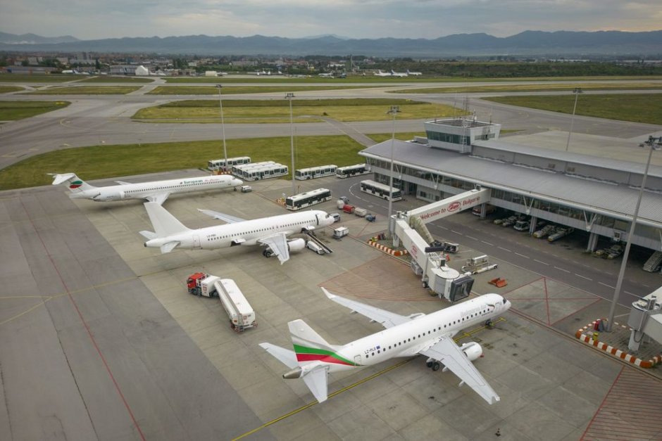 Летище "София" съобщи за отменени полети от и до Виена за днес и утре