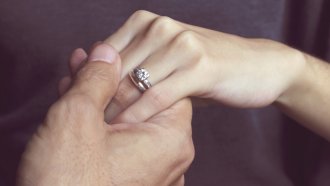 Избор на годежен пръстен