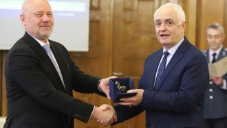 medium 24c49cb18b135787c05a3618e1e73170 https://netnews.bg/wp-content/uploads/2024/03/odiseyata-s-btr-ite-za-ukrajna-priklyuchi-s-nagradi-za-zam-ministri-2.jpg