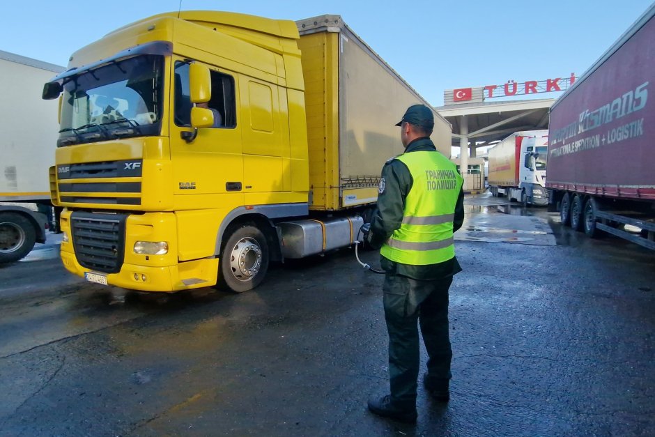 Държавата си взима \"златния гьол\" от частната фирма на \"Капитан ...