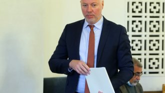 Росен Желязков вече не е председател на парламента (oбновена)