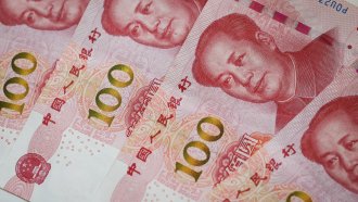 Китай затяга контрола върху плащанията от Русия заради продажбата на електронни компоненти