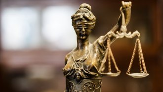 Съдът прекрати делото срещу прокурора, който първи обвини Пепи Еврото