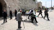 Турски гражданин намушка с нож израелски полицай в Йерусалим и беше застрелян
