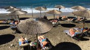 Туристическият сезон в Гърция започва с недостиг на работна ръка