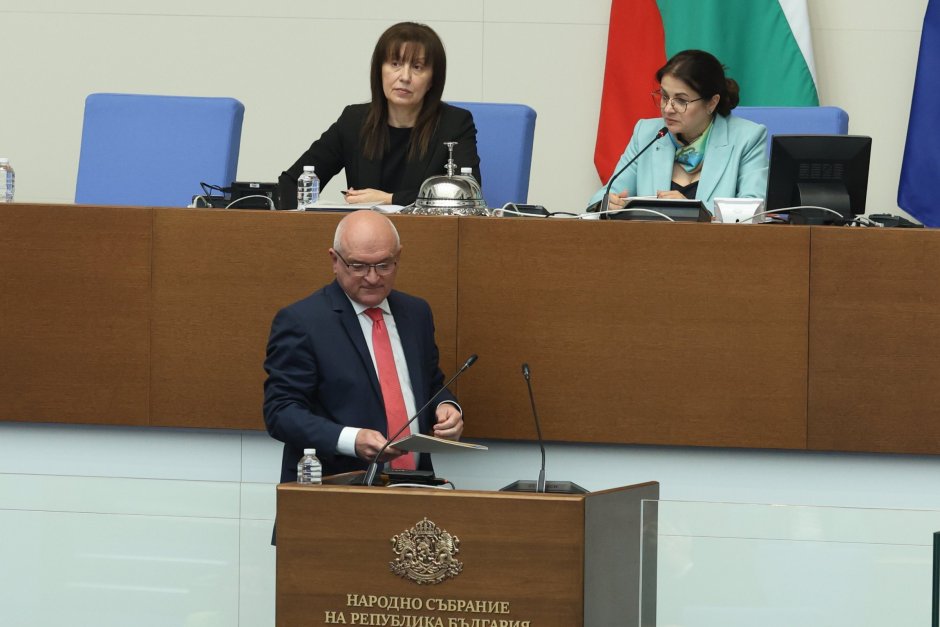 Служебният премиер Димитър Главчев беше изслушан в парламента относно увеличението на пенсиите от 1 юли. Сн. БГНЕС