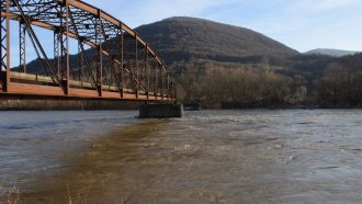 През май в река Тиса на границата с Румъния са намерени 8 тела на бягащи от мобилизация в Украйна