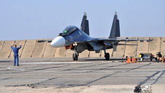 Украйна удари с ракети ATACMS руско военно летище в Крим