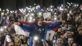 Грузинският президент наложи вето над предизвикалия масови протести закон за чуждите агенти