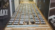 Над 300 кг кокаин в контейнери със скариди откриха на пристанище Пирея