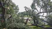 Части от връхлетения от бури Тексас може да останат без ток с дни
