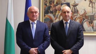 medium 966a1f6cfe6cf7a1ea2ea367e7a162ee https://netnews.bg/wp-content/uploads/2024/08/glavchev-dava-v-ponedelnik-proektokabineta-si-obestha-da-uspokoi-politicheskite-strasti-2.jpg