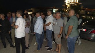 medium fac66a51f721a5c4889b94474a65fd55 https://netnews.bg/wp-content/uploads/2024/08/fenove-na-dogan-prekaraha-nosthta-pred-saraite.jpg