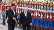 Медведев заплаши съдиите от Международния наказателен съд със смърт
