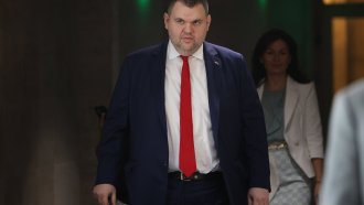 medium 99ac1c4884da73d6b419e4ad677385e8 https://netnews.bg/wp-content/uploads/2024/10/deloto-za-zalichavaneto-na-peevski-kato-predsedatel-na-dps-ne-mozha-da-tragne.jpg