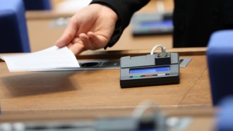 Парламентът ще заседава извънредно във вторник 3 https://netnews.bg/wp-content/uploads/2024/12/parlamentat-sthe-zasedava-izvanredno-vav-vtornik.jpg medium 7dabac4dffdd6f07342447f06148ad38 https://netnews.bg/wp-content/uploads/2024/12/parlamentat-sthe-zasedava-izvanredno-vav-vtornik.jpg
