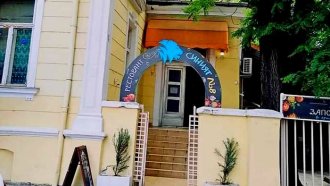 Временният архитект на София задвижи спорен строеж в двора на "Синият лъв"