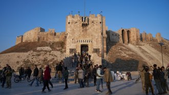 Външно министерство подготвя изтеглянето на българите от Сирия