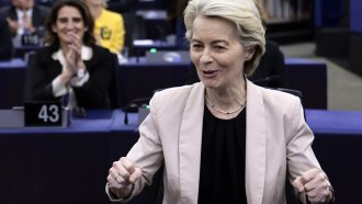 Втората комисия на Урсула фон дер Лайен е одобрена от Европарламента