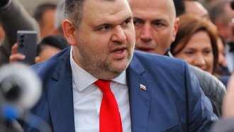 Съдът остави Пеевски като съпредседател на ДПС