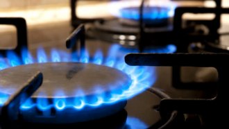 Цената на природния газ поскъпва с близо 3%