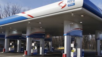 "Газпром" продава бензиностанциите си в България и Румъния