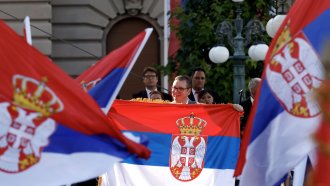 Сърбия няма да национализира петролната компания НИС, собственост на руснаци
