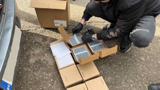 medium bde9607f877a5c6f62e5e5af76f58ab7 https://netnews.bg/wp-content/uploads/2025/02/zasileni-akczii-za-nelegalni-vejpove-hvanati-sa-desetki-hilyadi-za-nad-polovin-milion-leva-2.jpg