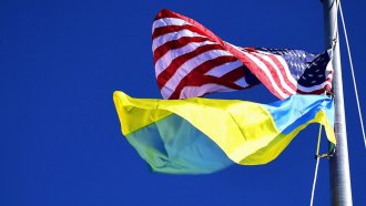 Bloomberg: Украйна отказа да сподели 500 милиарда долара природни ресурси със САЩ и предложи пет пъти по-малко