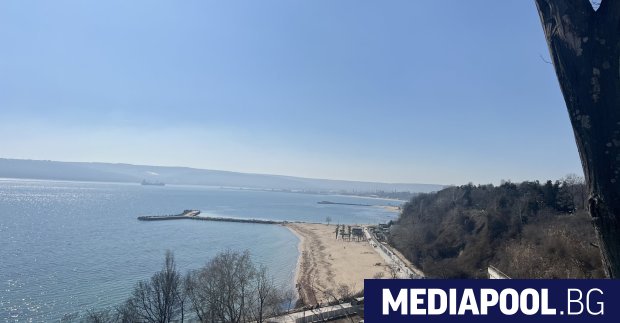 Докато местната власт във Варна уверява гражданите че застрояването на