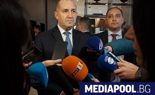 Президентът Румен Радев остро разкритикува управляващите за липсата на върховенство