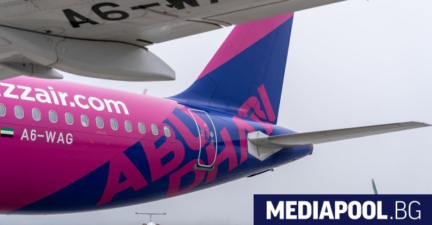 Нискотарифната авиокомпания Wizz Air отпразнува пристигането на своя втори самолет