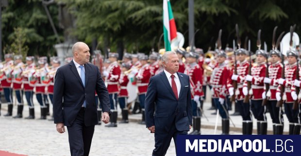 Делагации на близо 30 държави от Балканския полуостров Европа и