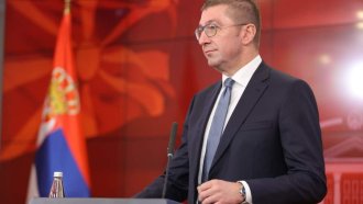 Близки на македонския премиер Мицкоски с фирми в България