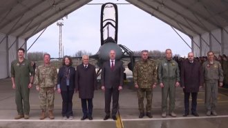 Една птичка пролет не прави. България прие своя първи F-16 (Видео)