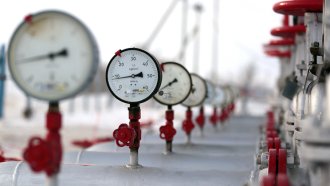 Топлото време сваля цената на газа през април с над 14%