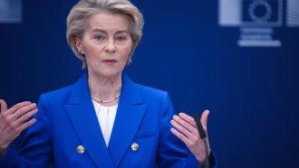 ЕК: Санкциите няма да се променят без изтегляне на Русия от украинска територия