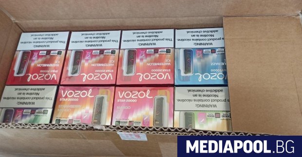 Близо 6000 контрабандни вейпове откриха митническите служители при проверка на