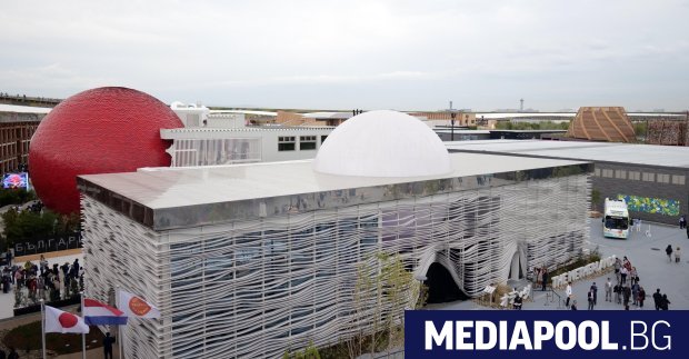 Мъж влезе на Световното изложение в Япония с билет за