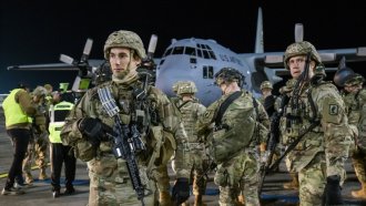 САЩ обмислят да изтеглят 10 хиляди войници от Източна Европа