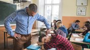 Граждански организации против санкциите и подчинението в училище