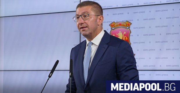 Целта на официална София е създаването на нова съвременна македонска