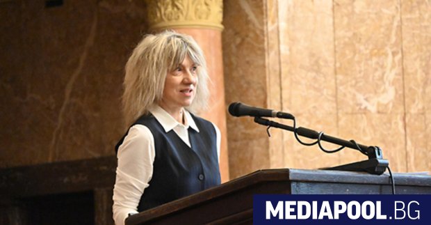 Празнично слово на проф Амелия Личева декан на Факултета по славянски