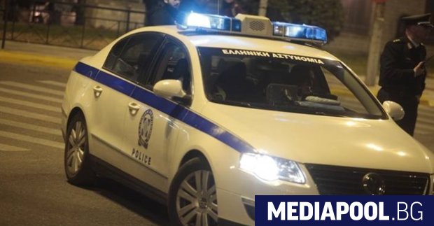 Гръцките власти издирват трима турски граждани които откриха огън тази