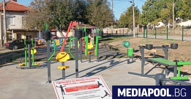 Седемстотин деветдесет и девет проекта на общини детски градини училища