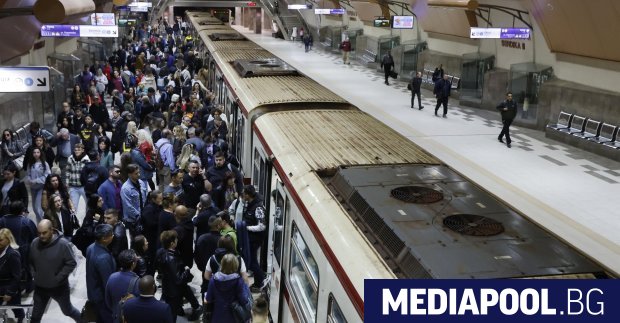 Мащабен протест на транспортните синдикати спря целия наземен градски транспорт