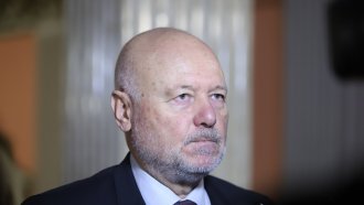 Тагарев: Русия е на военни релси, не иска спиране на бойните действия
