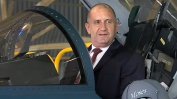 Moses: Радев седна в японската "синя оса"
